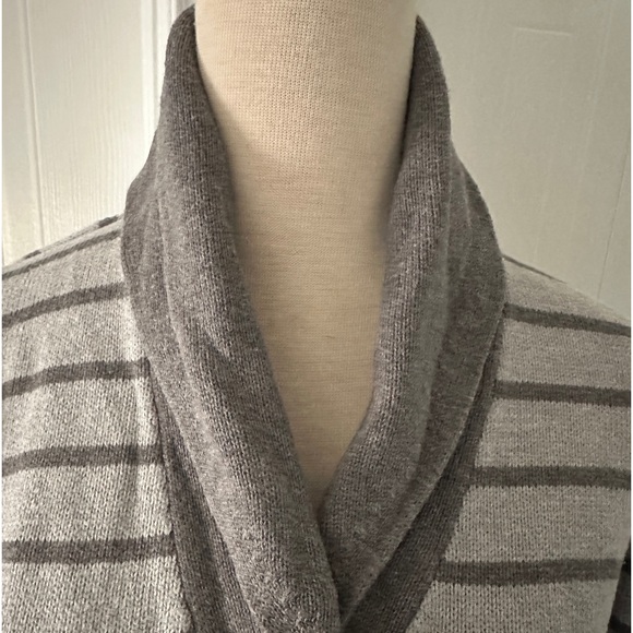 Vintage Tommy Hilfiger Striped Button Down Cardigan Sweater - Picture 3 of 10